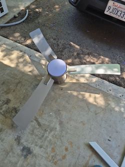 Ceiling fan