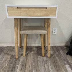 Vanity Table 