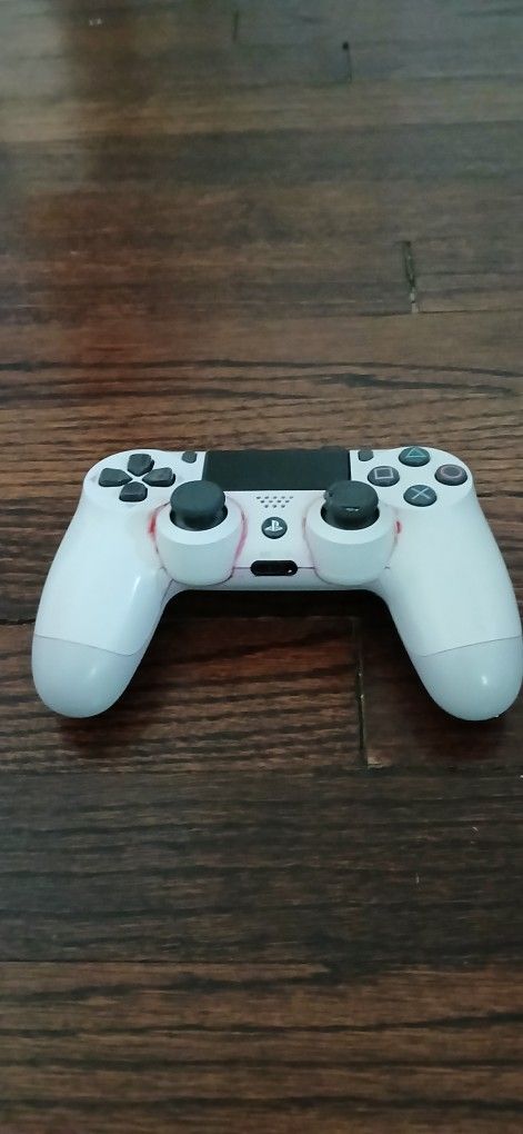 PS4 Controller