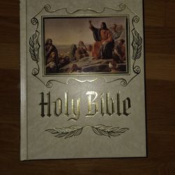 Vintage 1988 Heirloom Family Bible