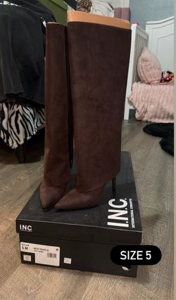 Brown boots