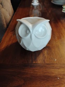 Ceramic Owl Planter 4.5"By4.5"
