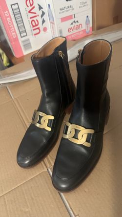 Tod’s short boots