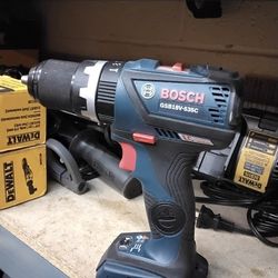 BOSCH 18V BRUSHLESS  HAMMER DRILL (TOOL ONLY)