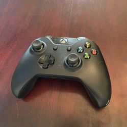 XBOX ONE CONTROLLER