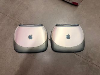 2 Clam Book Shell iBook, 1 G4 iBook For Parts