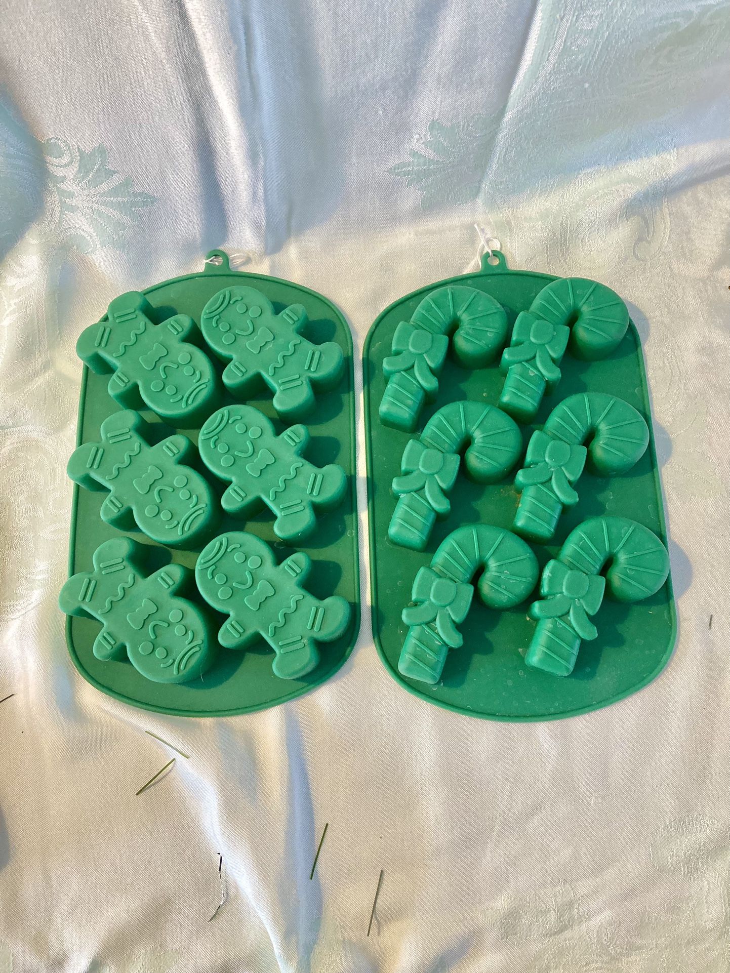 Wilton Silicone Gingerbread And Candy Cane Cookie Molds 