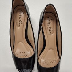 SHOES New Abella True Comfort Black Peep-Toe Wedge Heels – Size 7.5M