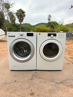 Kenmore washer and dryer gas laundry set