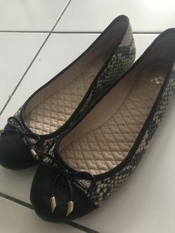 Vince Camuto flats