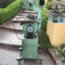 Band saw