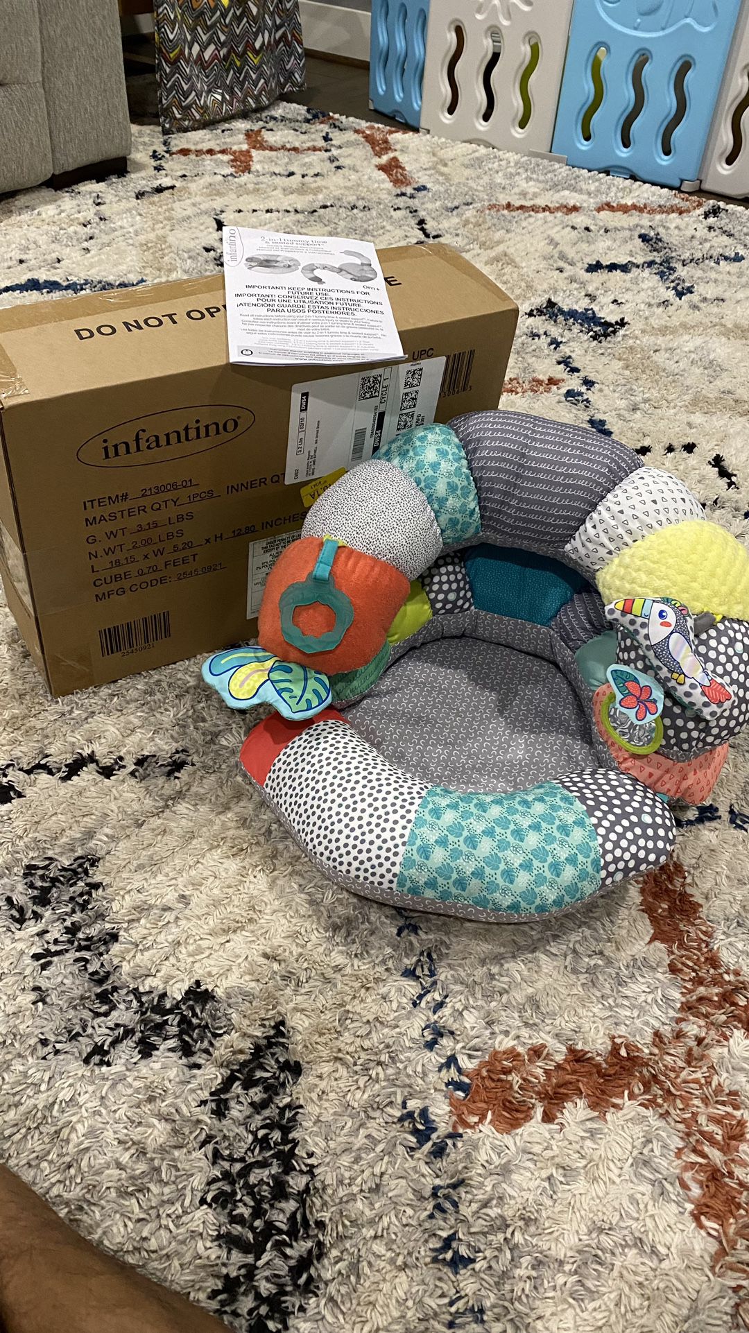 Infantino 2-in-1 Tummy Time & Seated Support - Pillow Support for Newborns and Older Babies