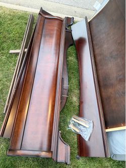 Free Queen Bed Heavy duty Wood