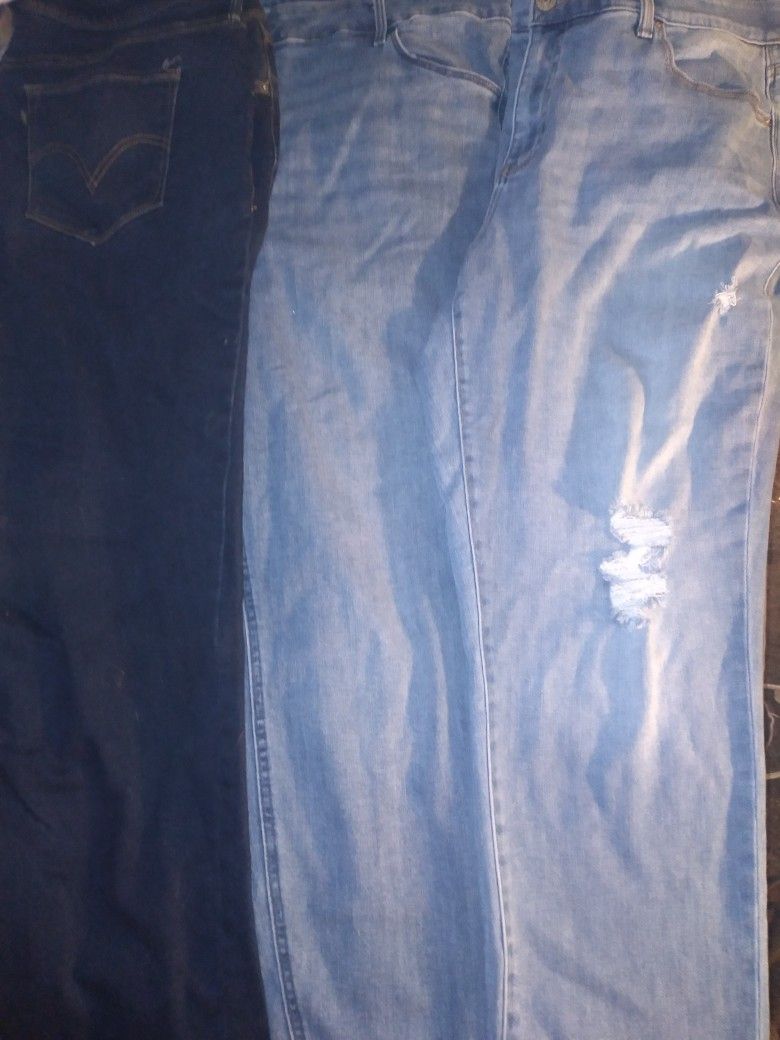 Womens Plus Size Jeans Bundle Size 20 Old Navy, Levis, Lularoe