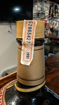 Seagram's VO Canadian whiskey