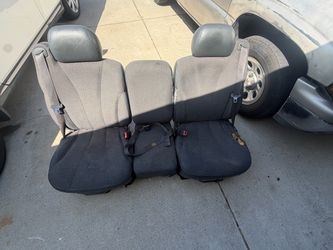 2002 Silverado seats
