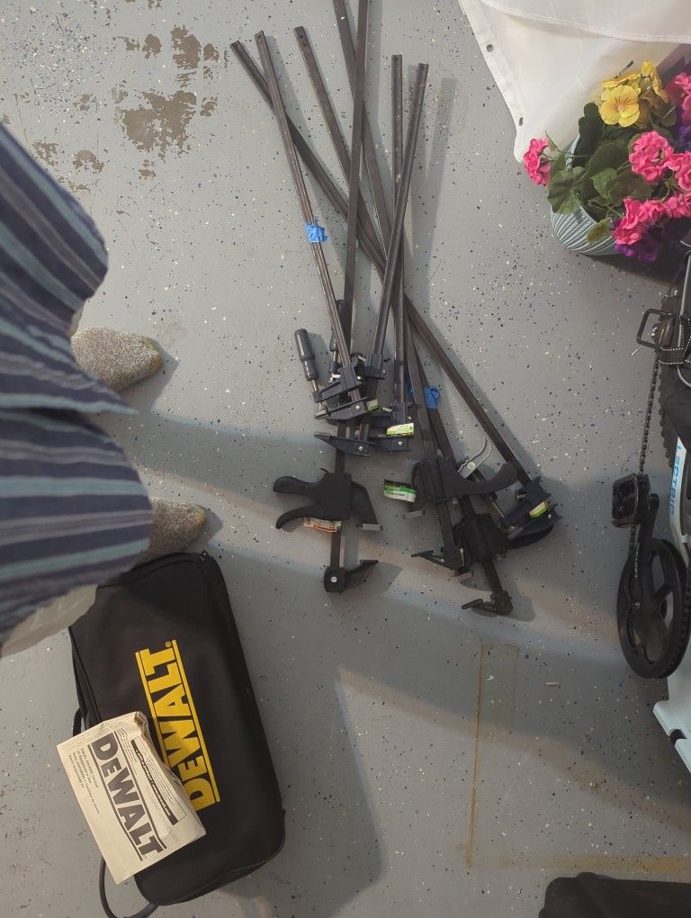 7 Clamps 