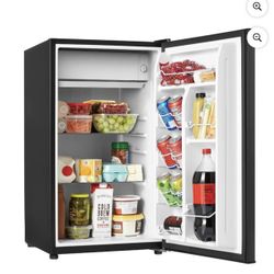 Mini Refrigerator With Freezer