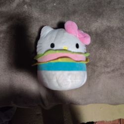 hello kitty burger plushie