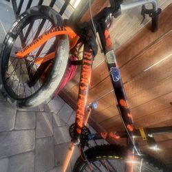 SE Blocks Flyer 26in