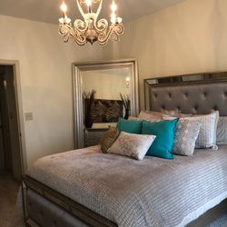 Complete Queen Size Bedroom Set 