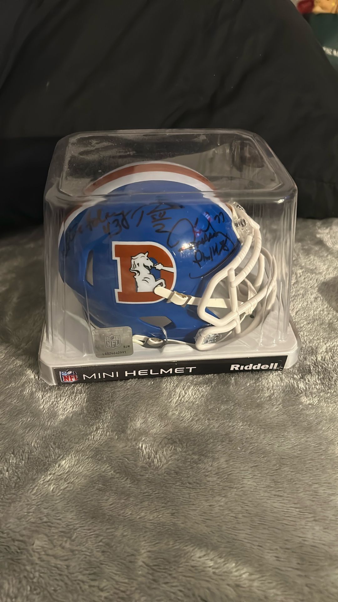 4 Way Signature Denver, Bronco Helmet
