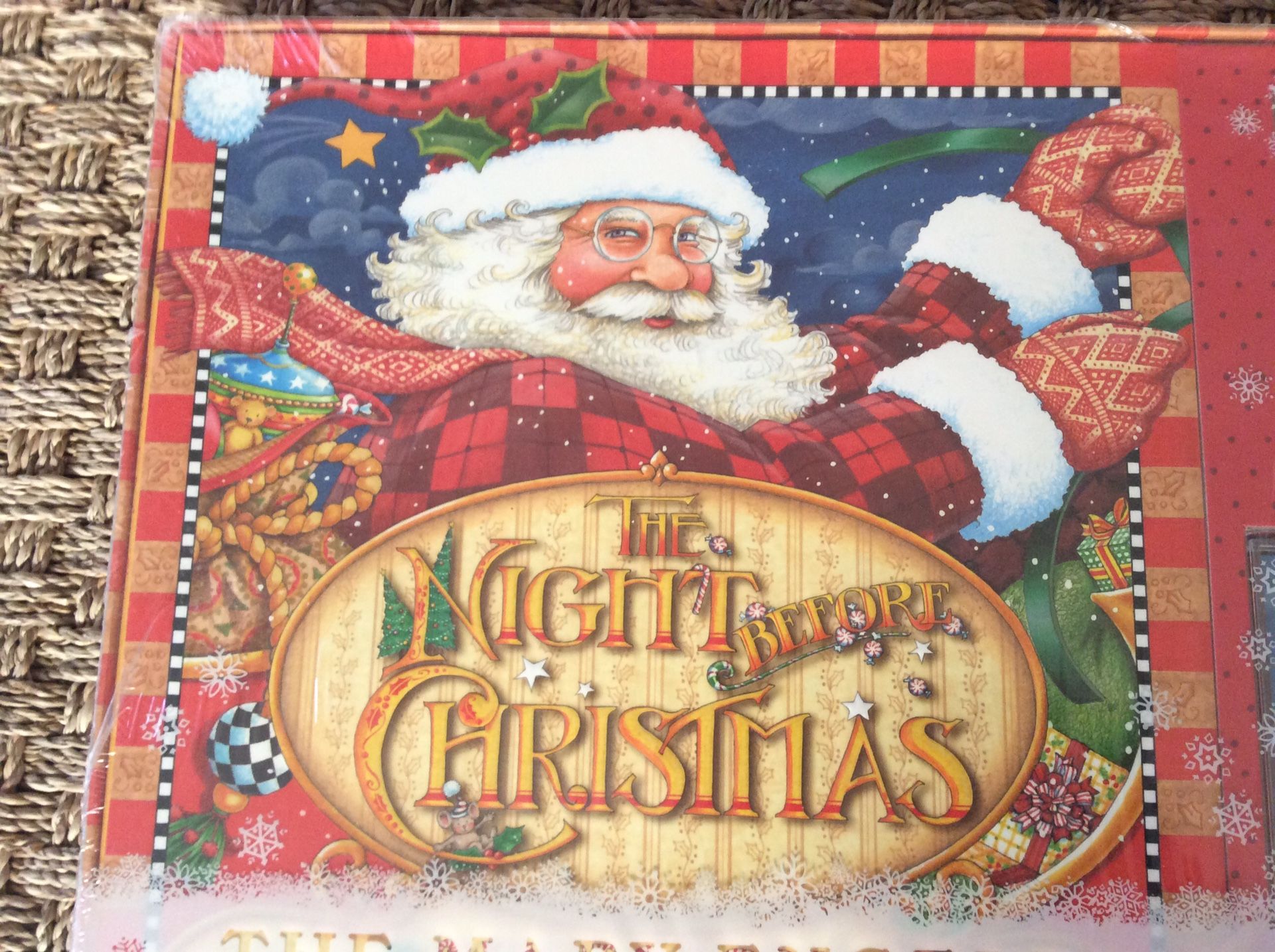 Mary Engelbreit Gift box Set - The Night Before Christmas Gift Box set (book, audio CD & ornament)