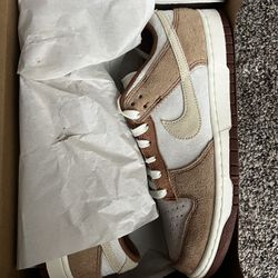 Nike Dunks Size 11