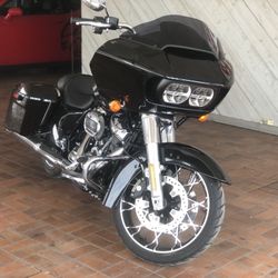 2021 Harley Davidson Road Glide Special