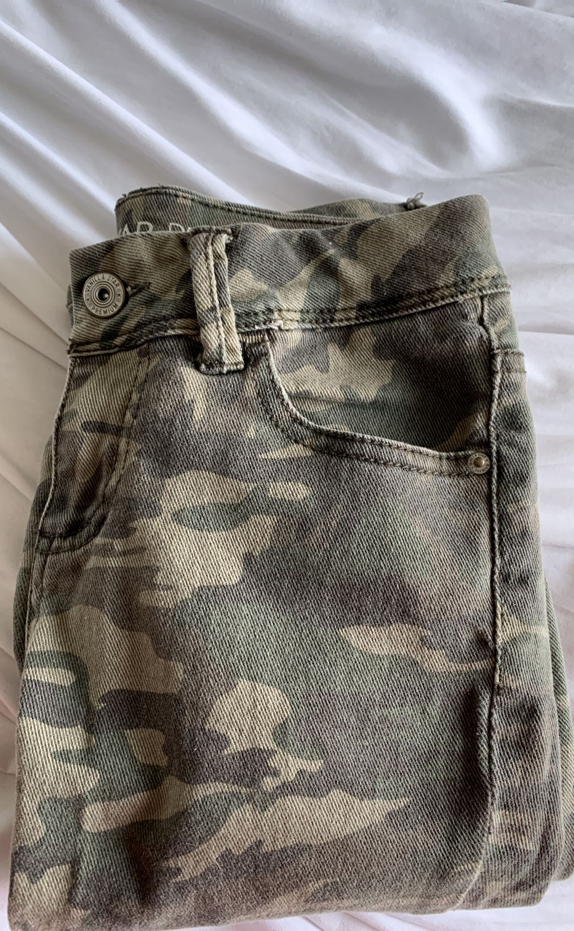 camo skinny jeans