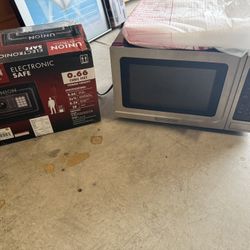 Microwave And Safe