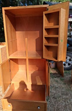 Kitchen cabinets