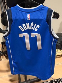 Luka Doncic Mavericks Jersey youth med