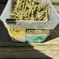 5 Lb Box Of Deck Screws 