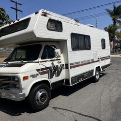 1983 Chevy Minnie Winnie