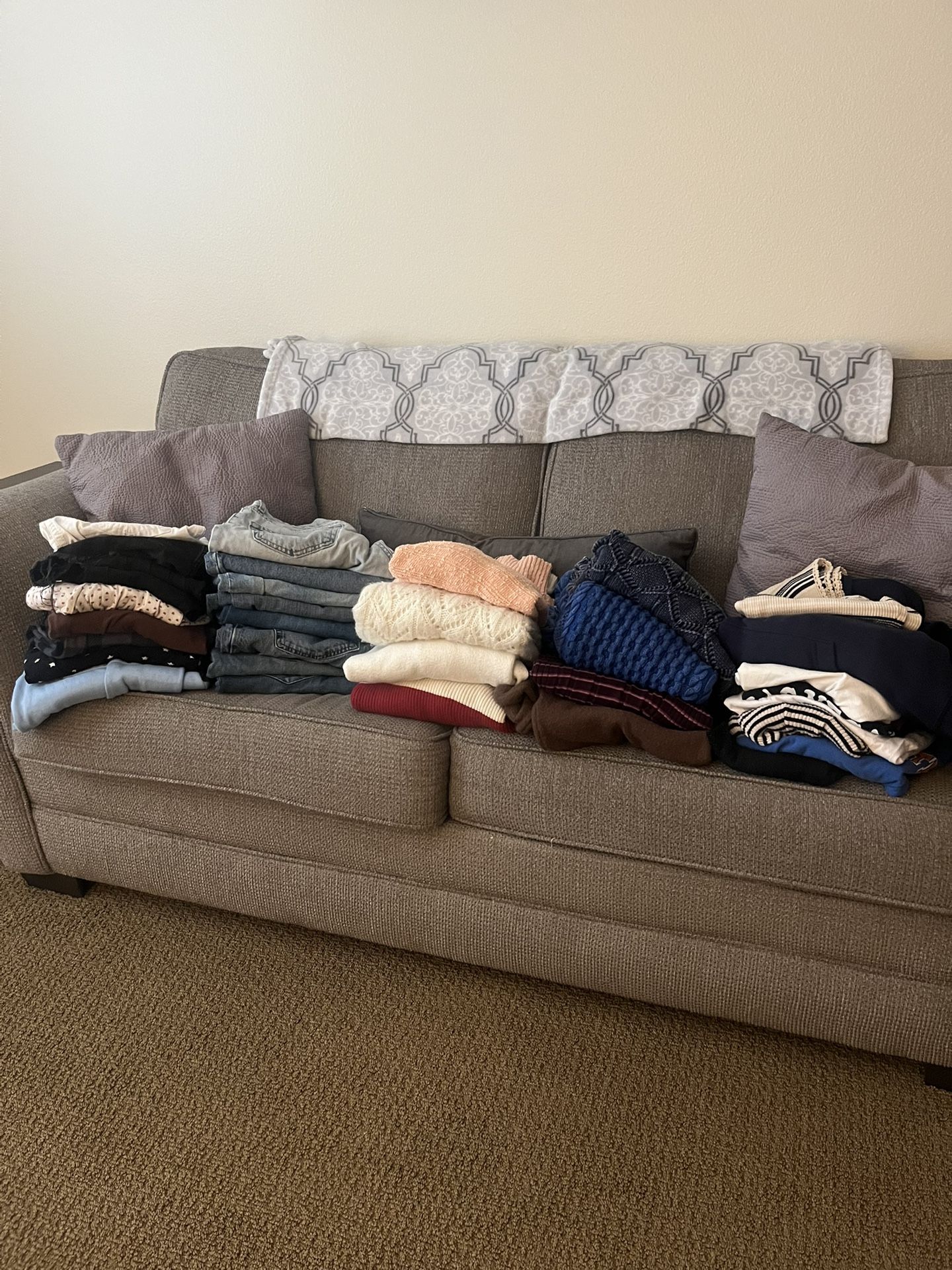 Women’s Lot Of Clothes sizes M And L