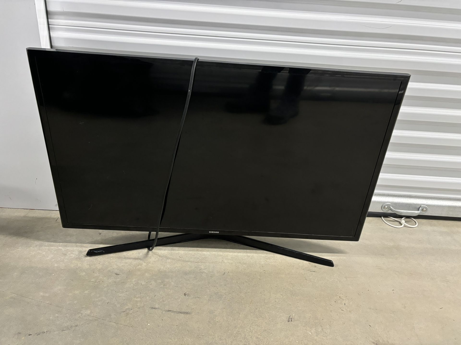 Samsung TV 40”