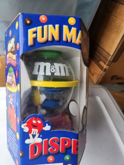 M&M Fun Machine Dispenser 