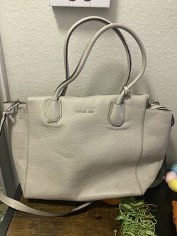 Michael Kors Beige Purse Comes With Dust Bag 