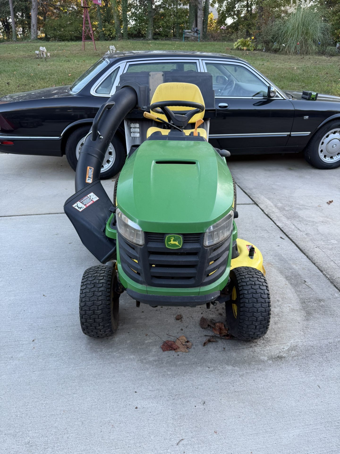 Lawn Mower JOHN DEERE S1 20 With Bagger