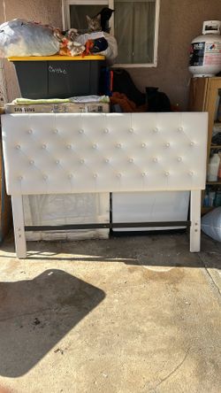 FREE-Queen Bed