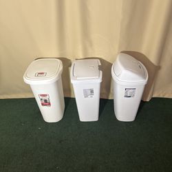Trash Cans 