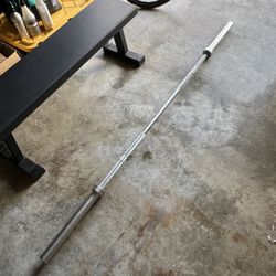 Iron bull - 45lb Olympic Barbell