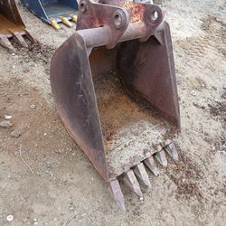 Bucket Skid Steer Bobcat 