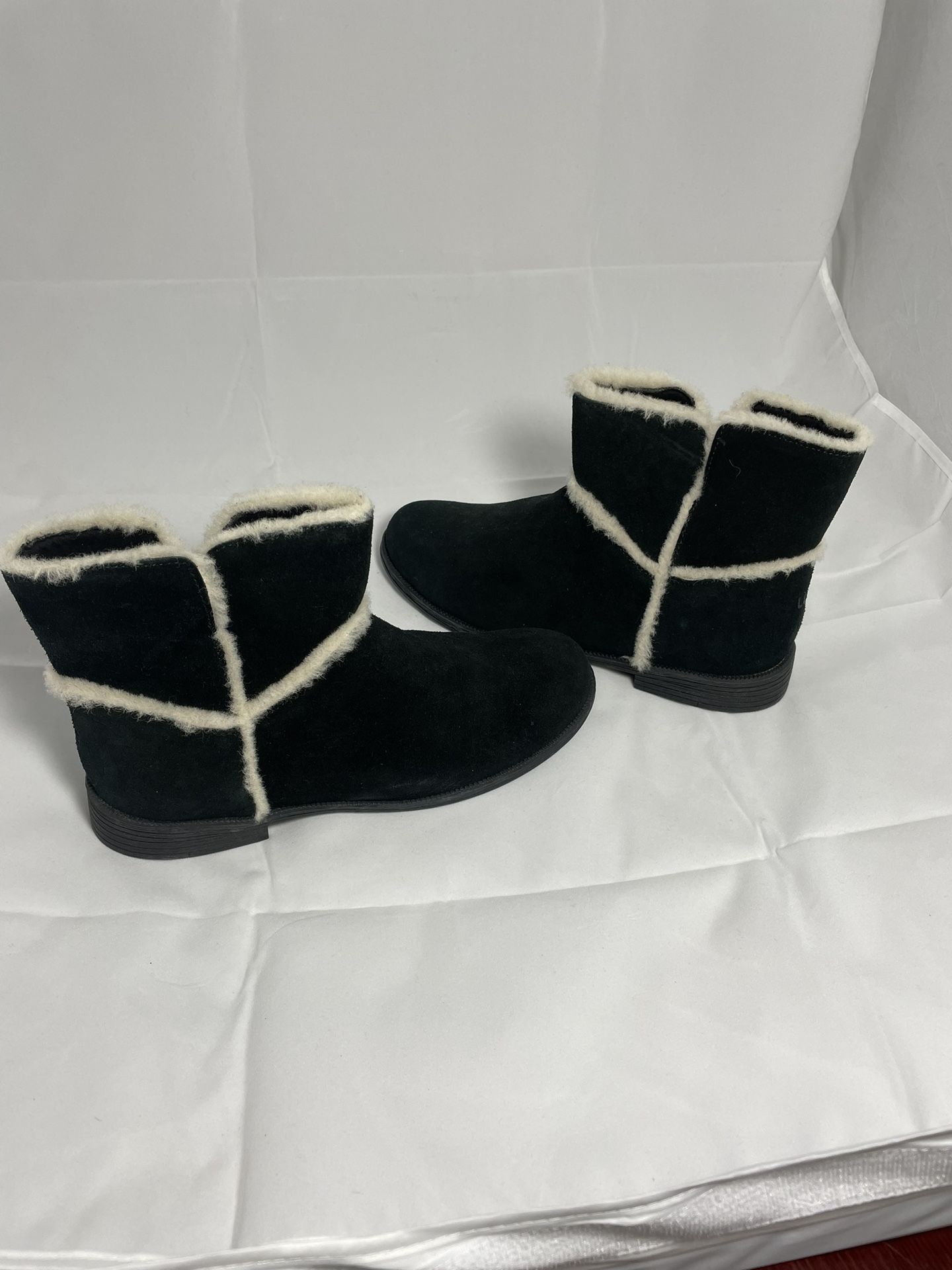 UGG Boots Size 4