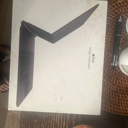Magic Keyboard 