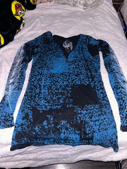 Y2K blue and black skull shirt