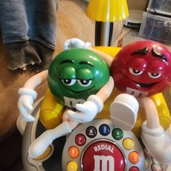 M &M Desj Telephone