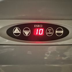 EBS Grande 16 Tanning Bed 