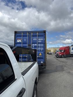 Moving? Need Storage? Shipping Containers are the solution! 🤩 Message for a FREE quote!